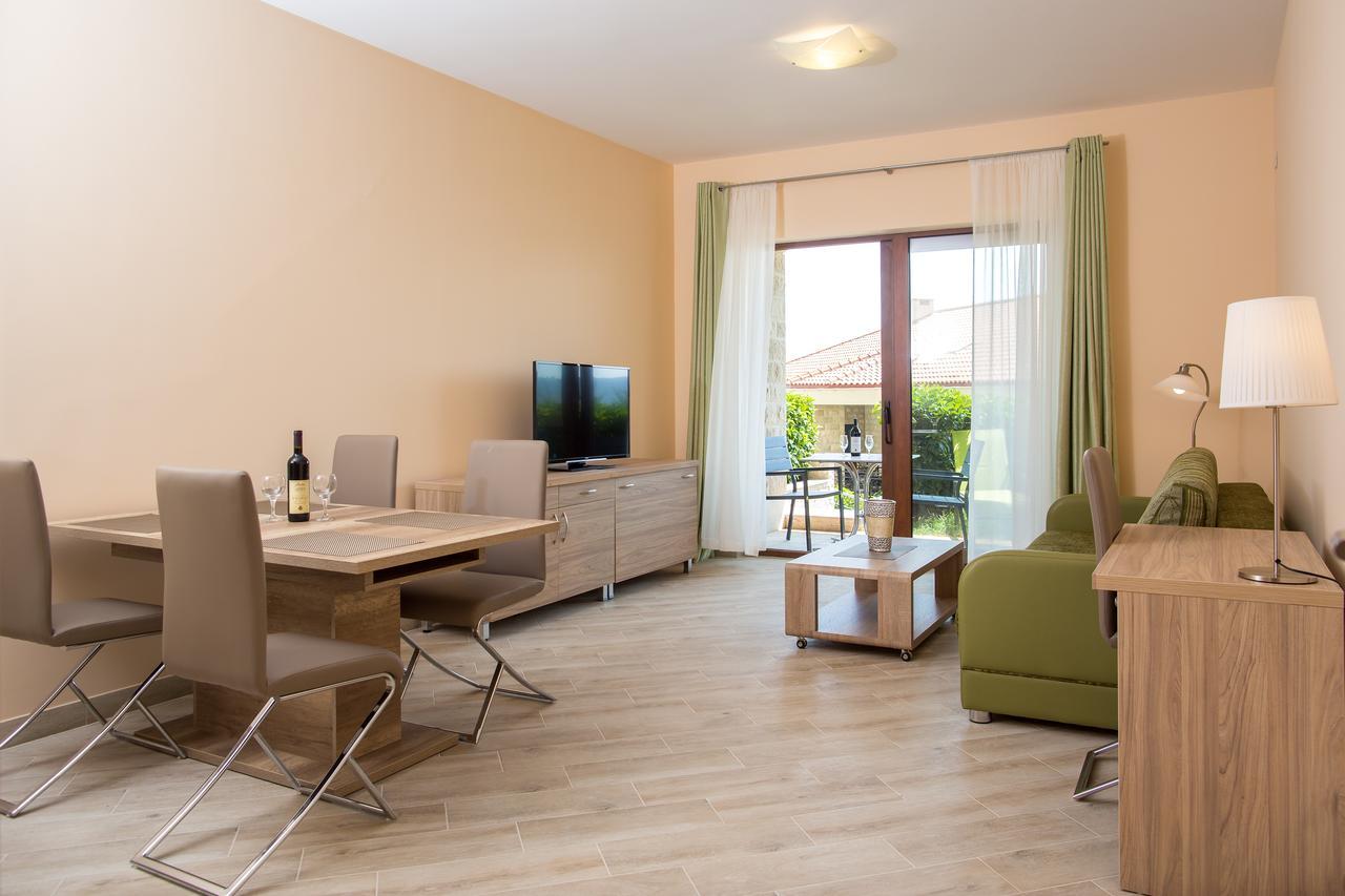 Aparthotel Belvedere Residence Becici Budva Exteriör bild